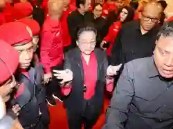 Potensi KPK Panggil Megawati dalam Kasus Hasto Disambut dengan Sikap Tegas dari PDIP